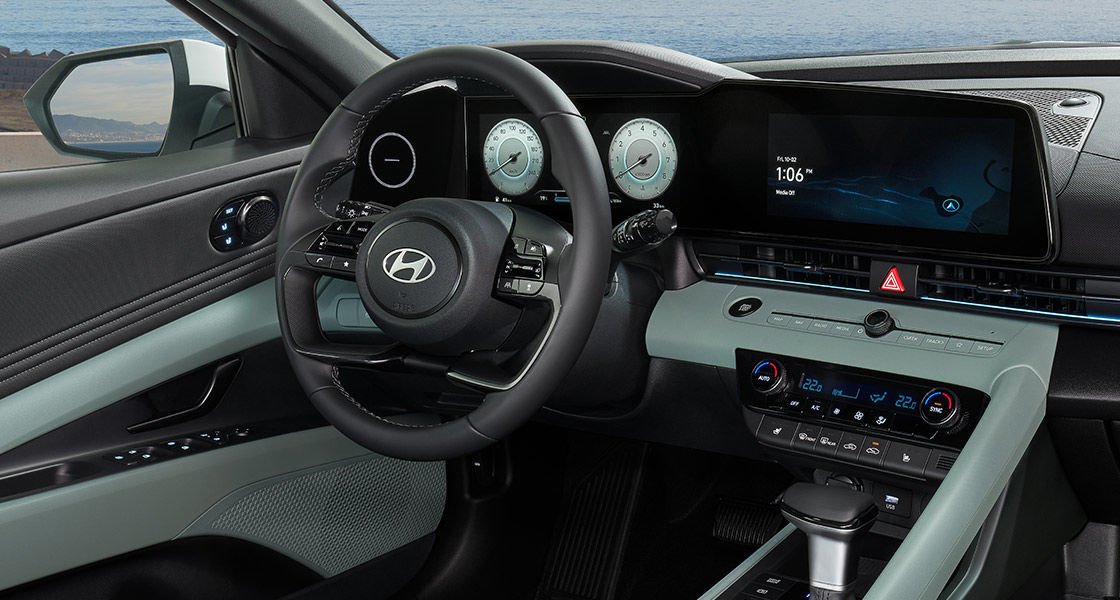 Hyundai ELANTRA, Иммерсивті интерфейс